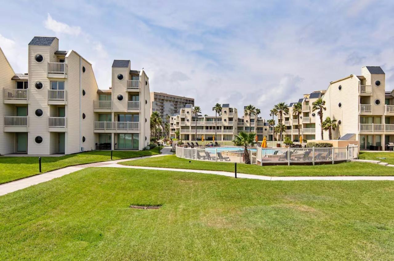 Ocean Breeze Retreat 2Bed 2Bath, Heated Pool! Apartment South Padre Island Ngoại thất bức ảnh